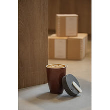 Load image into Gallery viewer, LOVERAMICS แก้วเก็บความเย็นแบบพกพา Double Walled Mug รุ่น Nomad ขนาด 250 ml - Classic Colours